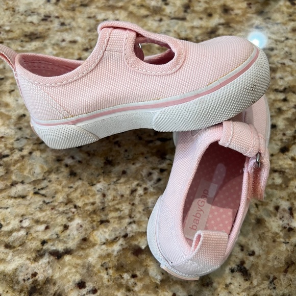 VINTAGE BABY GAP CANVAS sneakers Toddler size 6 - Picture 8 of 17